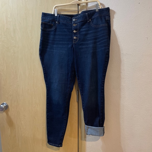 Maurices Denim - Women Plus Size 22W Long Maurice’s Skinny Jeans Dark Wash- 22 inches across wais